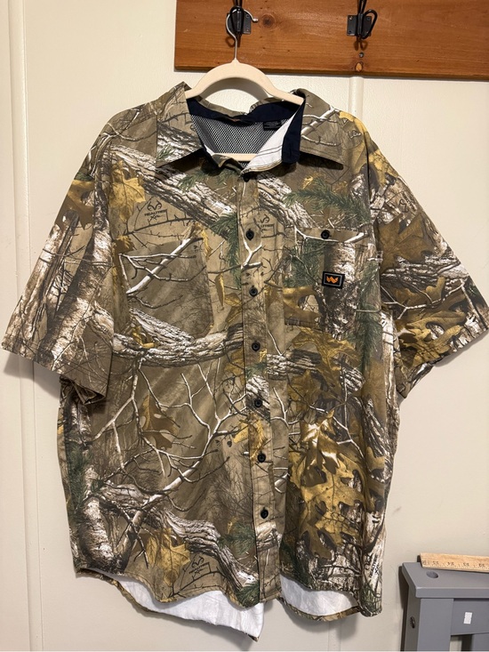 Walls Other - Walls Realtree xtra camo shorts sleeve bottom front shirt hunting men’s 3XL